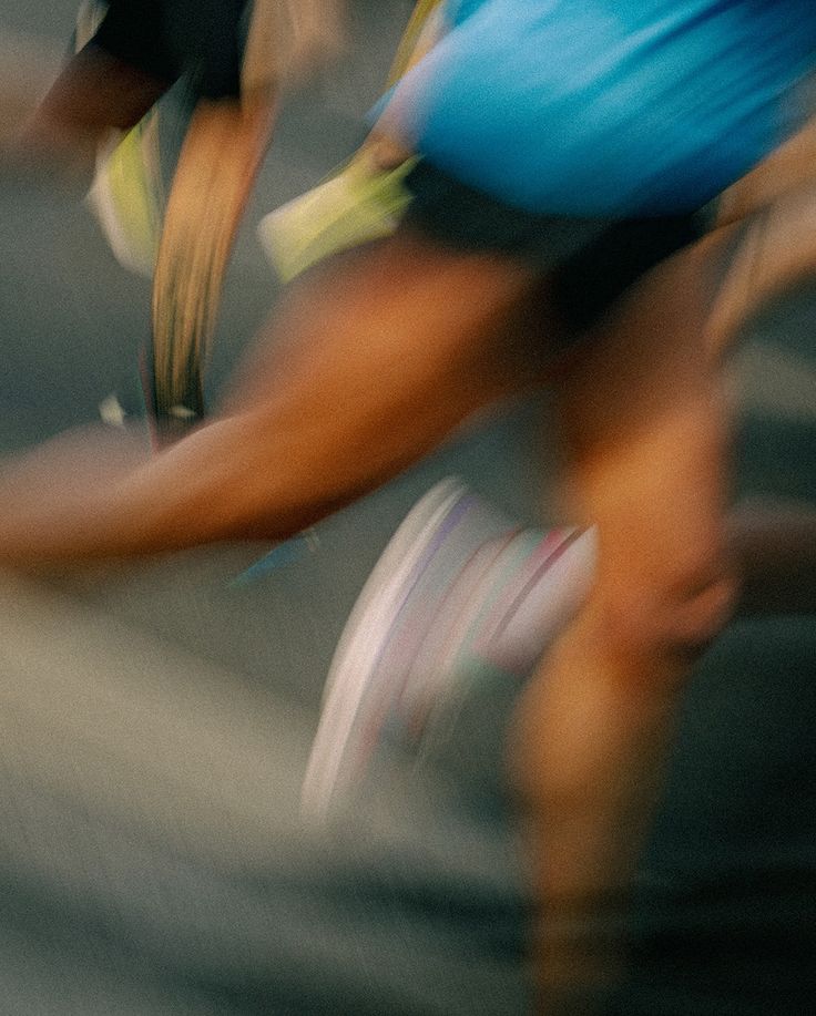 Faire trop de sport peut provoquer une chute de cheveux ?